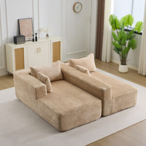 Canapé d’angle en tissu côtelé beige, style moderne et ambiance chaleureuse